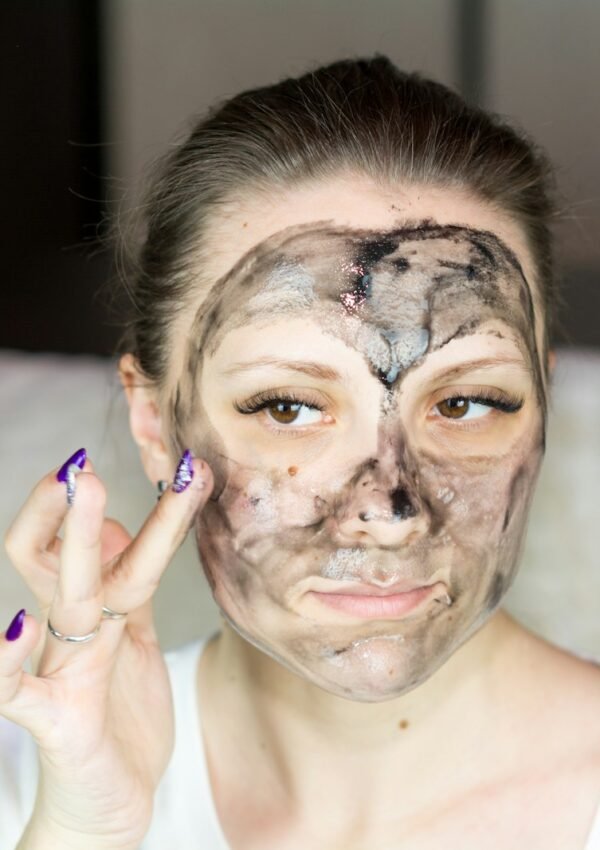 Clay Masks 101: Do Clay Masks Help with Acne?